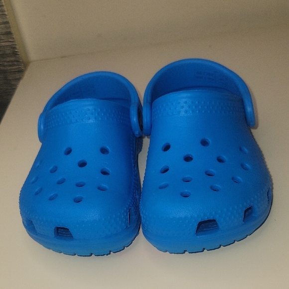 CROCS Blue Sandals Lightweight Foam Design - Picture 7 of 8